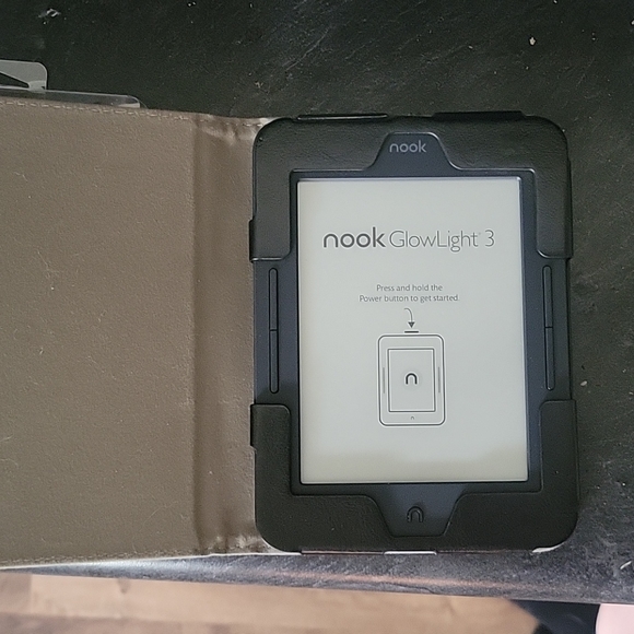 Nook GlowLight 3 Barnes and Noble - Picture 4 of 8